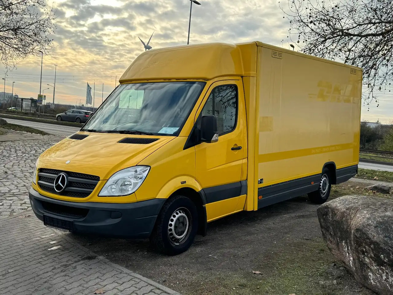 Mercedes-Benz Sprinter/Koffer/Regalsystem/ EU5/ 1. Hand - Dobozos kisteherautó: 1 kép. Mercedes-Benz Sprinter/Koffer/Regalsystem/ EU5/ 1. Hand - Dobozos kisteherautó: 1 kép.