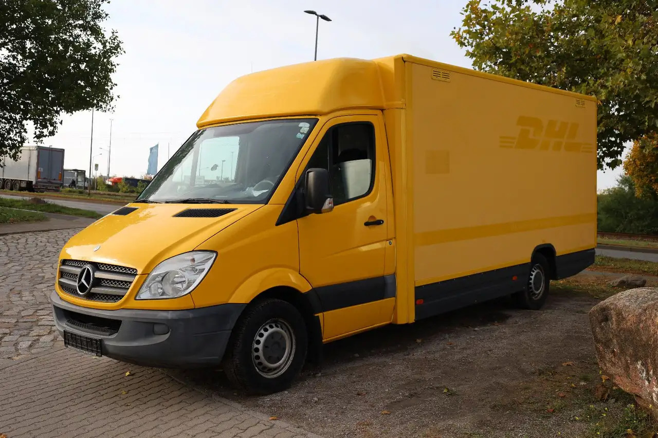 Mercedes-Benz Sprinter/Koffer/Regalsystem/ EU5/ 1. Hand - Dobozos kisteherautó: 1 kép. Mercedes-Benz Sprinter/Koffer/Regalsystem/ EU5/ 1. Hand - Dobozos kisteherautó: 1 kép.