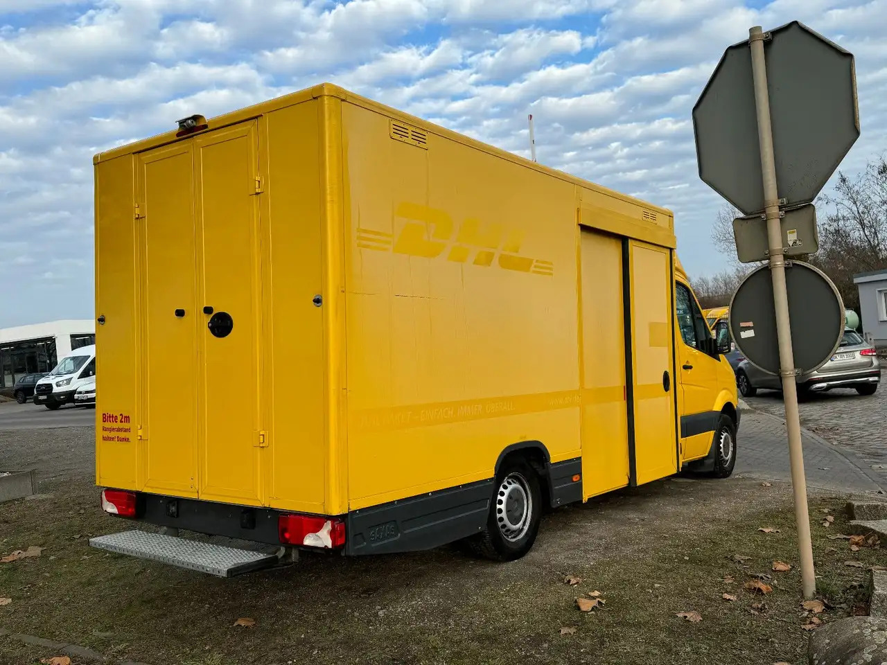 Mercedes-Benz Sprinter/Koffer/Regalsystem/ EU5/ 1. Hand - Dobozos kisteherautó: 3 kép. Mercedes-Benz Sprinter/Koffer/Regalsystem/ EU5/ 1. Hand - Dobozos kisteherautó: 3 kép.