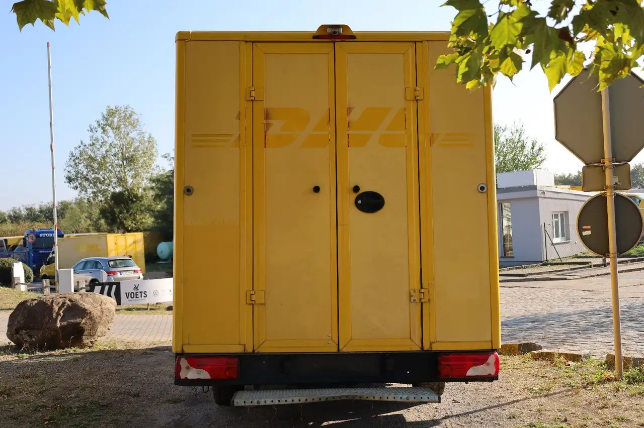 Mercedes-Benz Sprinter/Koffer/Regalsystem/ EU5/ 1. Hand - Dobozos kisteherautó: 5 kép. Mercedes-Benz Sprinter/Koffer/Regalsystem/ EU5/ 1. Hand - Dobozos kisteherautó: 5 kép.