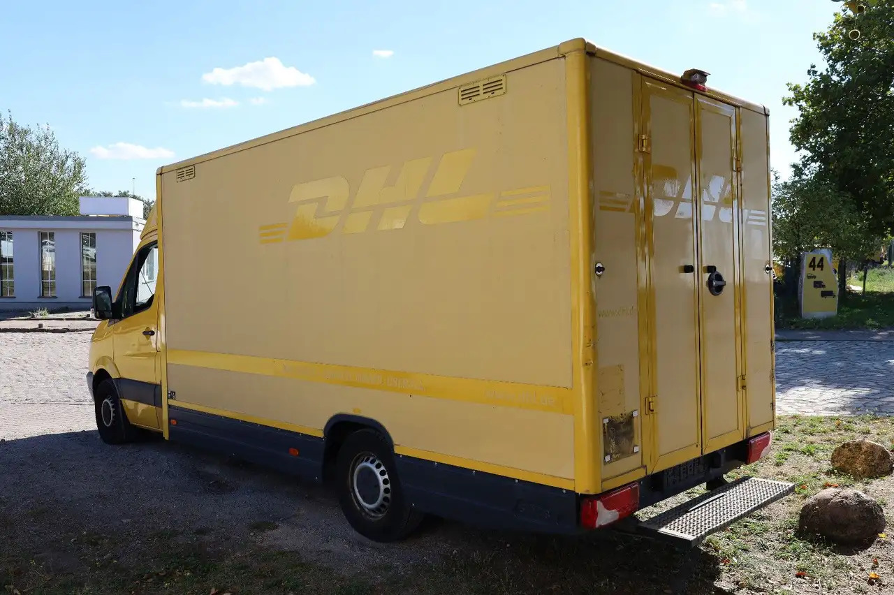 Mercedes-Benz Sprinter/Koffer/Regalsystem/ EU5/ 1. Hand - Dobozos kisteherautó: 4 kép. Mercedes-Benz Sprinter/Koffer/Regalsystem/ EU5/ 1. Hand - Dobozos kisteherautó: 4 kép.