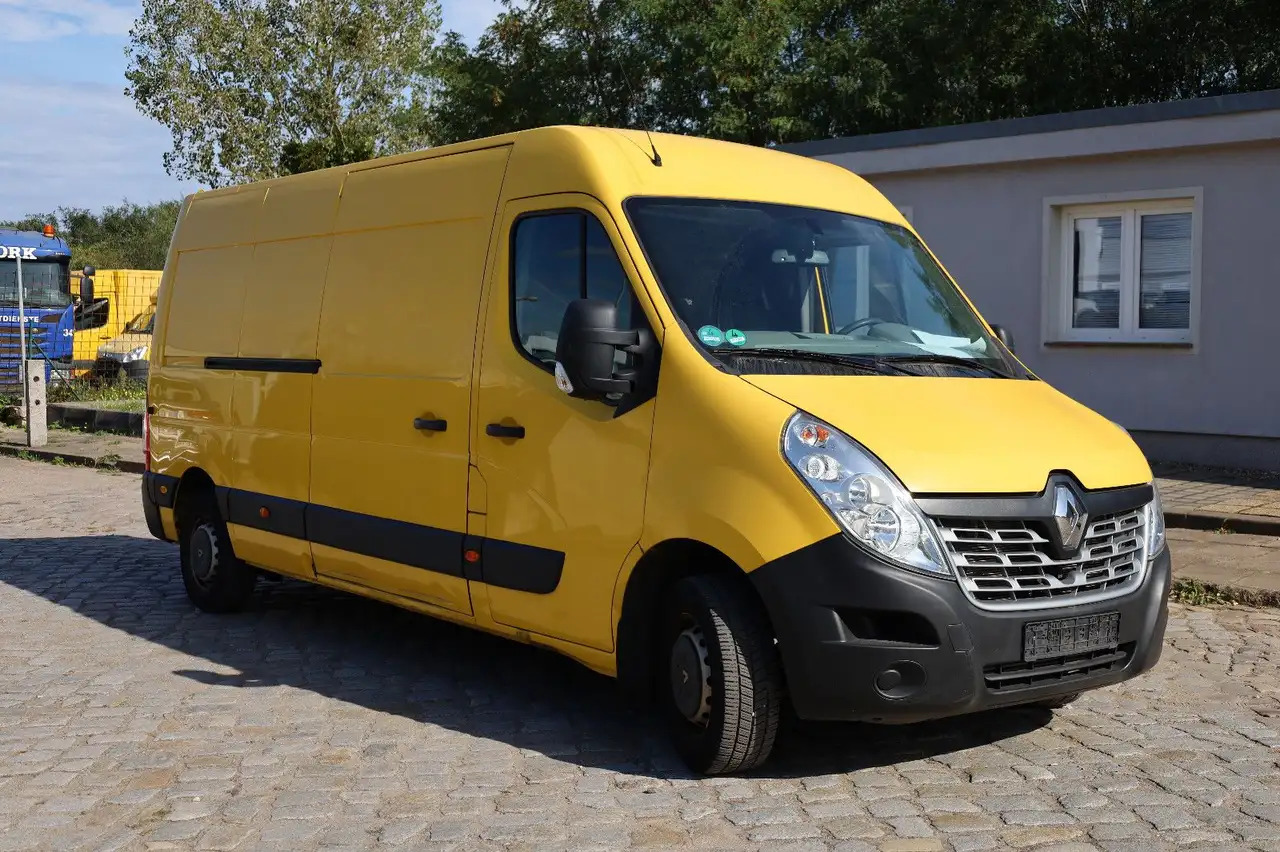 Renault Master Kasten/Scheckheft/1. Hand - Furgon: 1 kép. Renault Master Kasten/Scheckheft/1. Hand - Furgon: 1 kép.