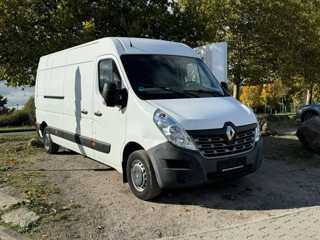 Renault Master Kasten/Scheckheft/1. Hand - Furgon: 1 kép. Renault Master Kasten/Scheckheft/1. Hand - Furgon: 1 kép.