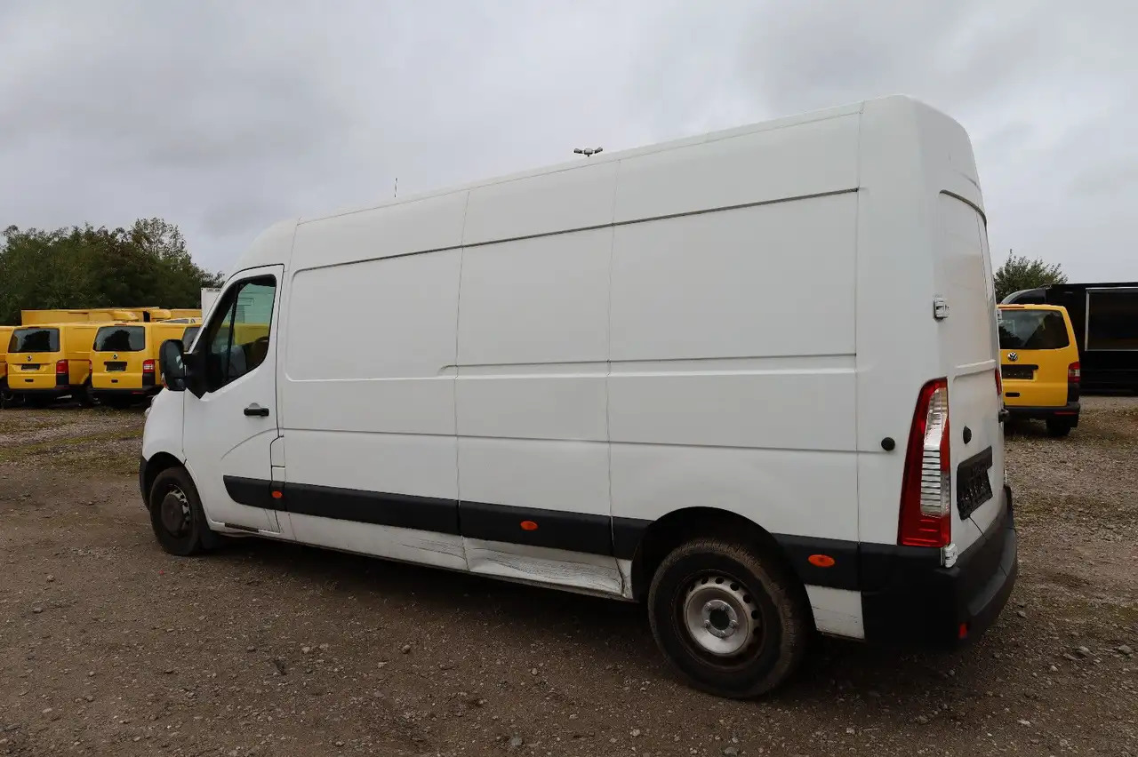 Renault Master Kasten/Scheckheft/1. Hand - Furgon: 3 kép. Renault Master Kasten/Scheckheft/1. Hand - Furgon: 3 kép.