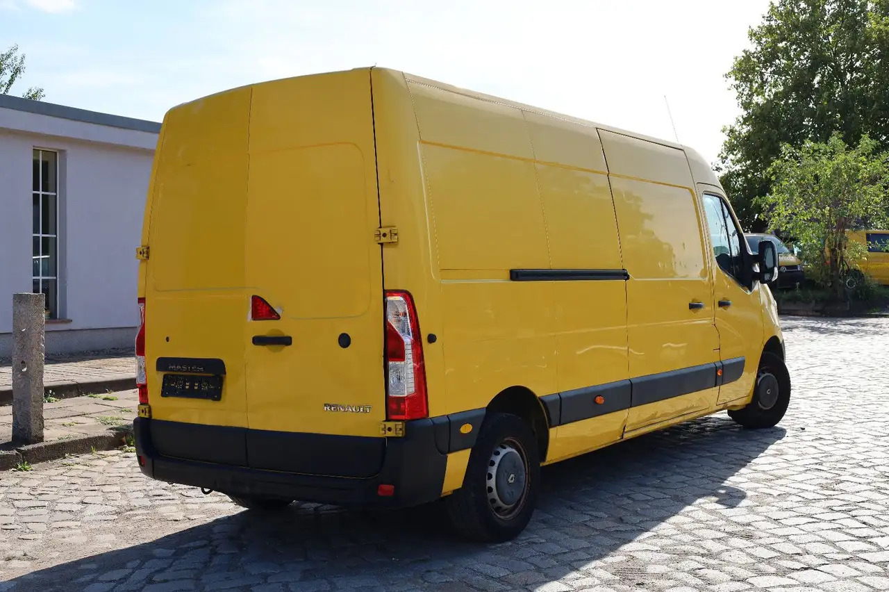 Renault Master Kasten/Scheckheft/1. Hand - Furgon: 4 kép. Renault Master Kasten/Scheckheft/1. Hand - Furgon: 4 kép.