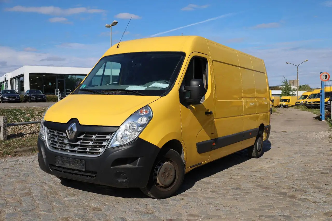 Renault Master Kasten/Scheckheft/1. Hand - Furgon: 2 kép. Renault Master Kasten/Scheckheft/1. Hand - Furgon: 2 kép.