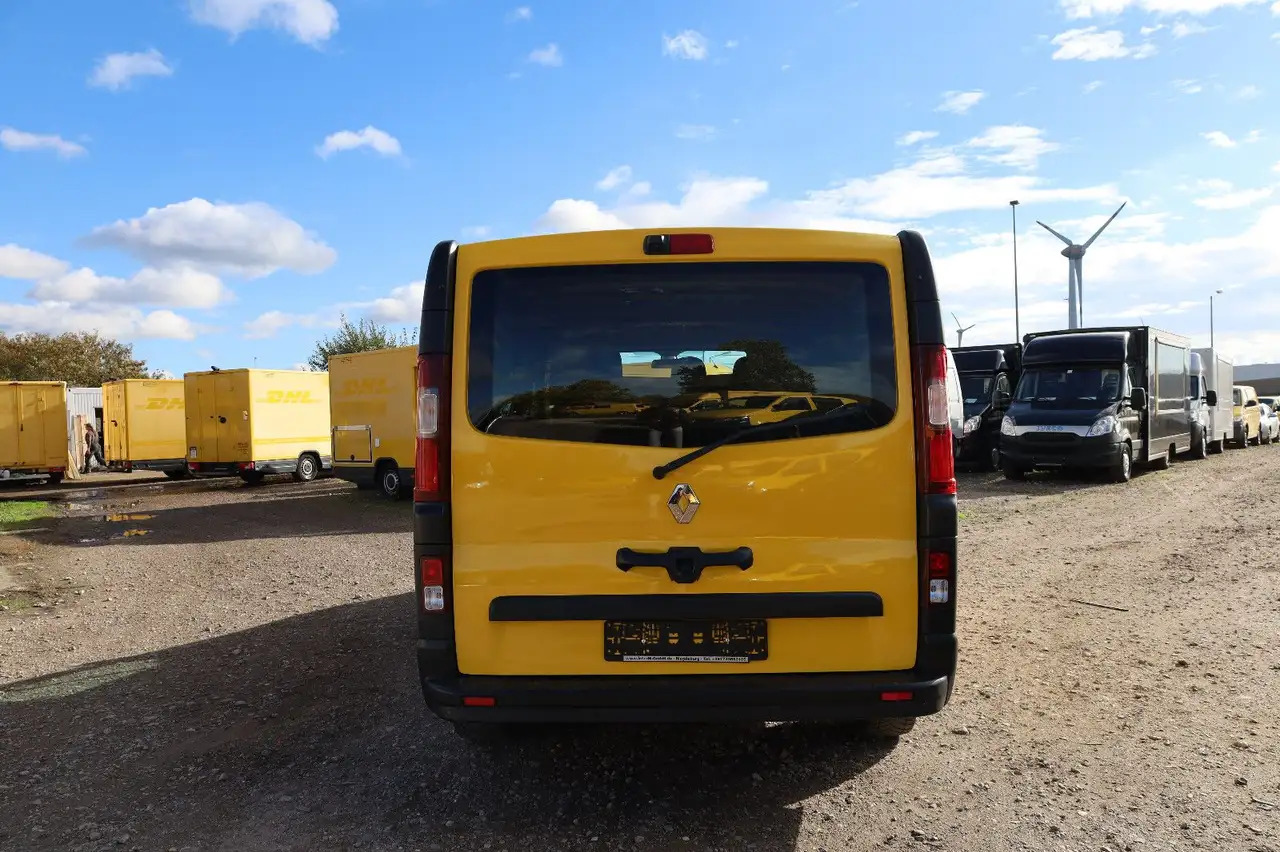 Renault Trafic Kasten L2H1 3,0t Komfort - Furgon: 5 kép. Renault Trafic Kasten L2H1 3,0t Komfort - Furgon: 5 kép.