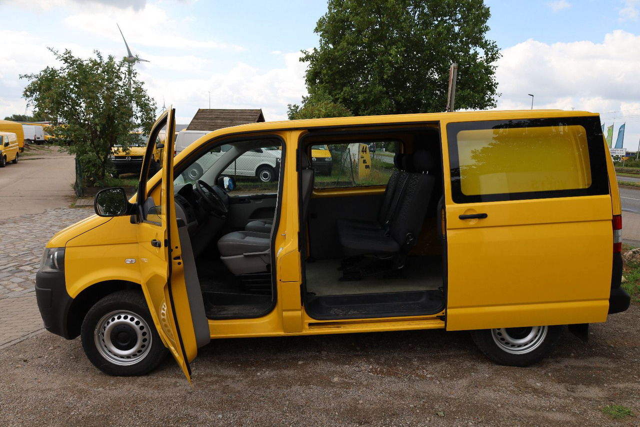 Volkswagen T5 Transporter Kasten-Kombi 2.0 TDI/EU5/5-Sitze - Kis furgon: 3 kép. Volkswagen T5 Transporter Kasten-Kombi 2.0 TDI/EU5/5-Sitze - Kis furgon: 3 kép.