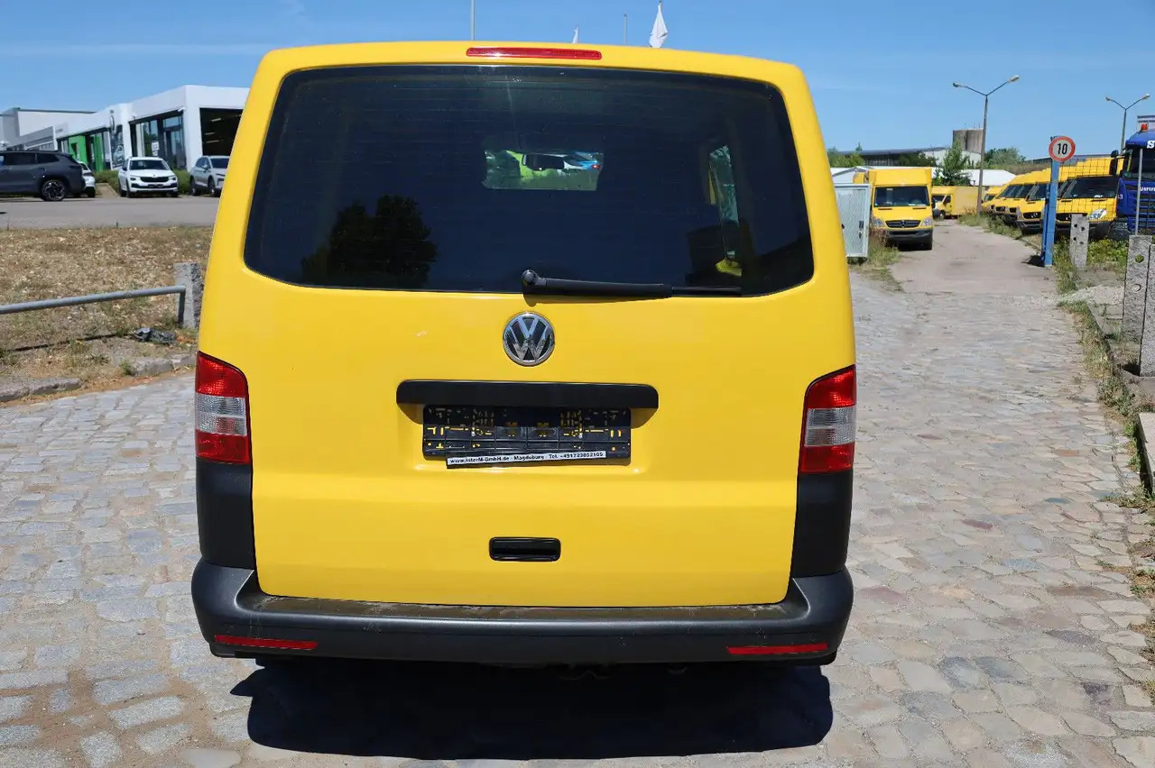 Volkswagen T5 Transporter Kasten-Kombi 2.0 TDI/EU5 - Autó: 5 kép. Volkswagen T5 Transporter Kasten-Kombi 2.0 TDI/EU5 - Autó: 5 kép.