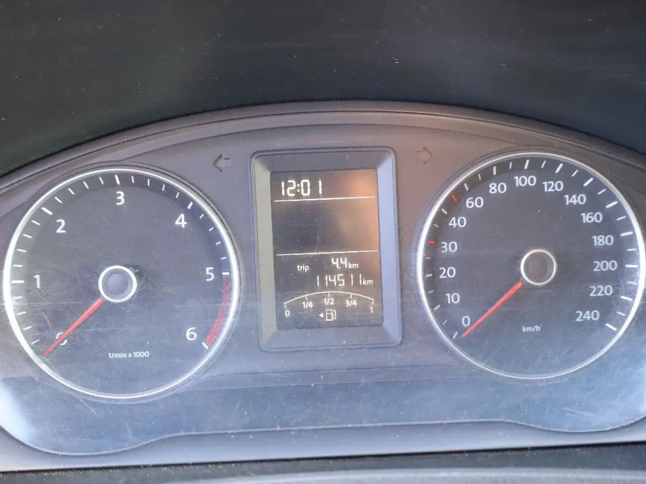 Furgon Volkswagen T5 lang Transporter Kasten-Kombi 2.0 TDI/EU5: 12 kép.