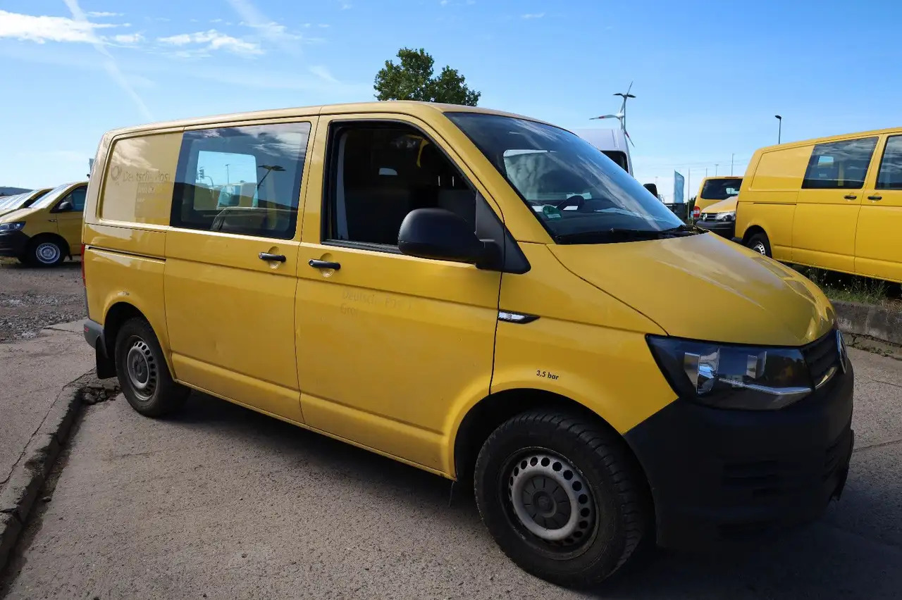 Volkswagen T6 Transporter/ 2.0 TDI/EU5/1.Hand - Furgon: 2 kép. Volkswagen T6 Transporter/ 2.0 TDI/EU5/1.Hand - Furgon: 2 kép.