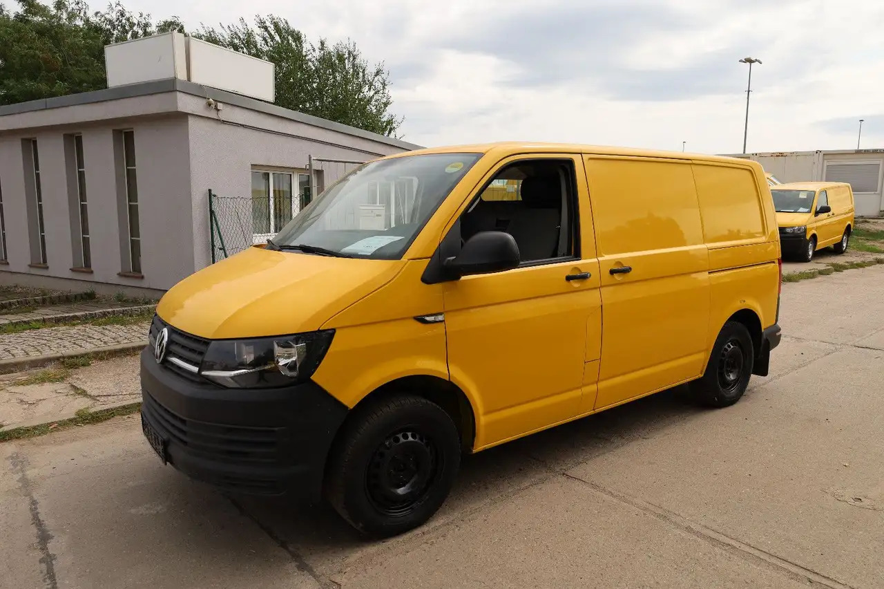 Volkswagen T6 Transporter/ 2.0 TDI/EU5/1.Hand - Furgon: 2 kép. Volkswagen T6 Transporter/ 2.0 TDI/EU5/1.Hand - Furgon: 2 kép.