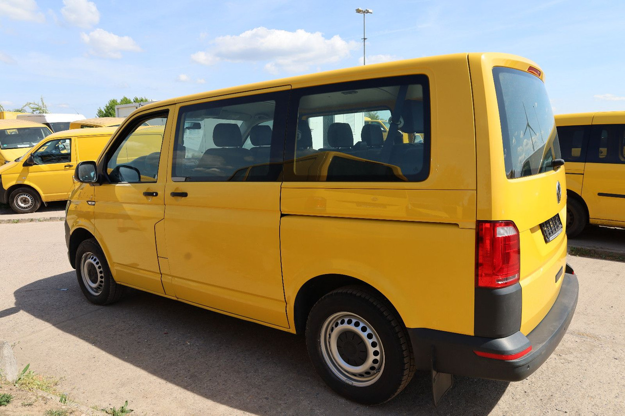 Volkswagen T6 Transporter/ 2.0 TDI/EU6/1.Hand - Kisbusz: 4 kép. Volkswagen T6 Transporter/ 2.0 TDI/EU6/1.Hand - Kisbusz: 4 kép.
