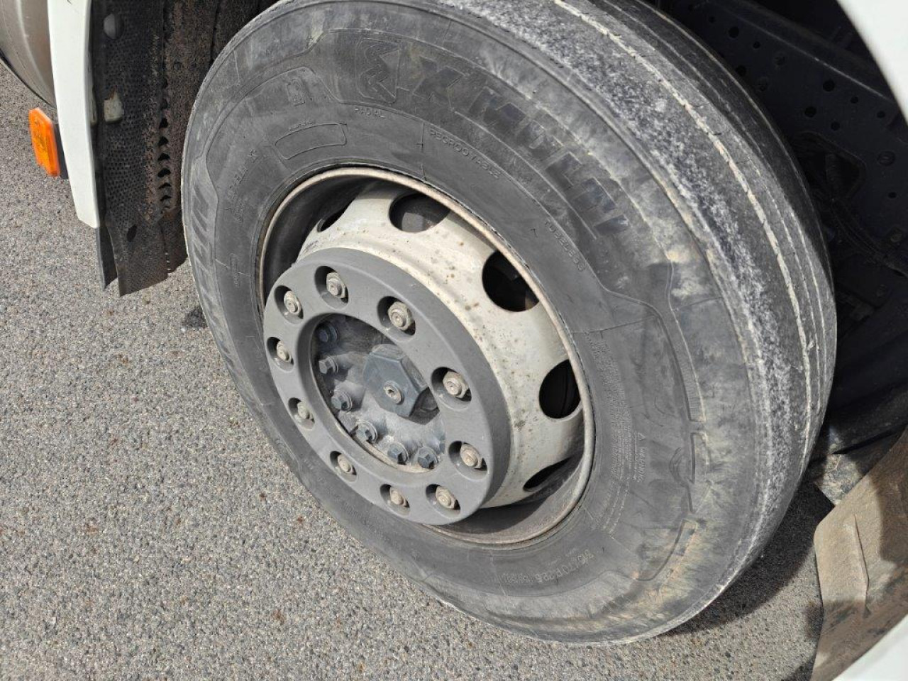 Nyergesvontató IVECO Stralis AS440S46T/PLNG Intarder Klima Luftfeder ZV: 22 kép.