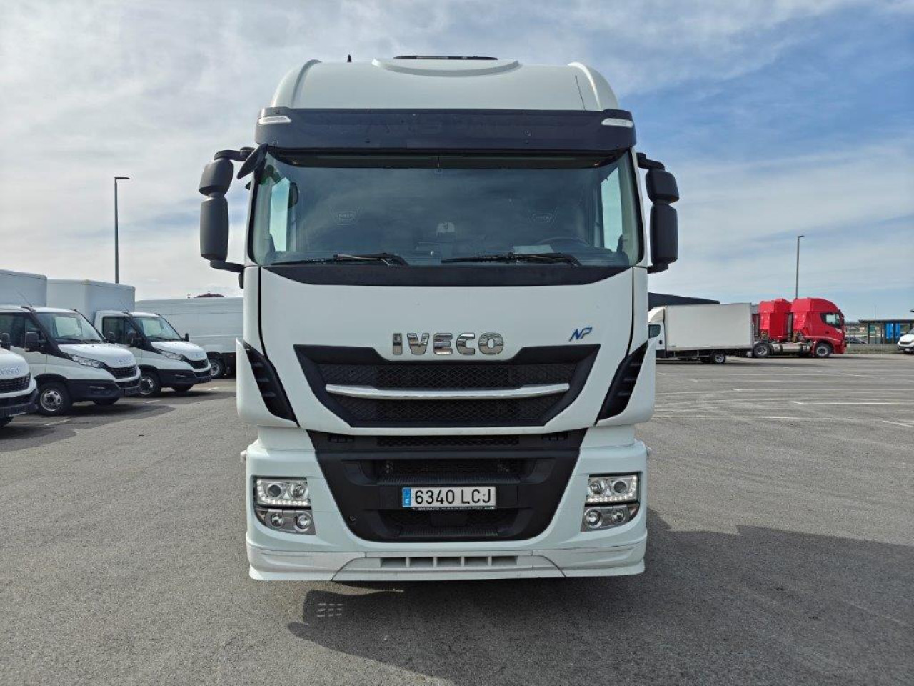 Nyergesvontató IVECO Stralis AS440S46T/PLNG Intarder Klima Luftfeder ZV: 12 kép.