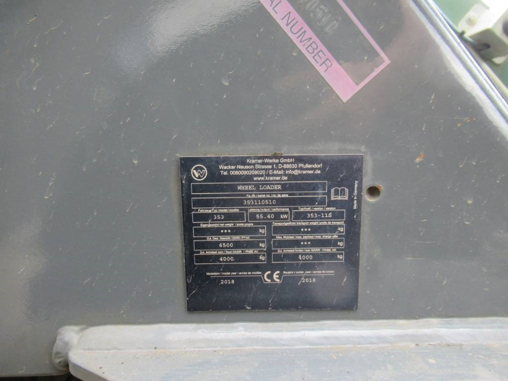 Kramer 5085 - Gumikerekes homlokrakodó: 5 kép. Kramer 5085 - Gumikerekes homlokrakodó: 5 kép.