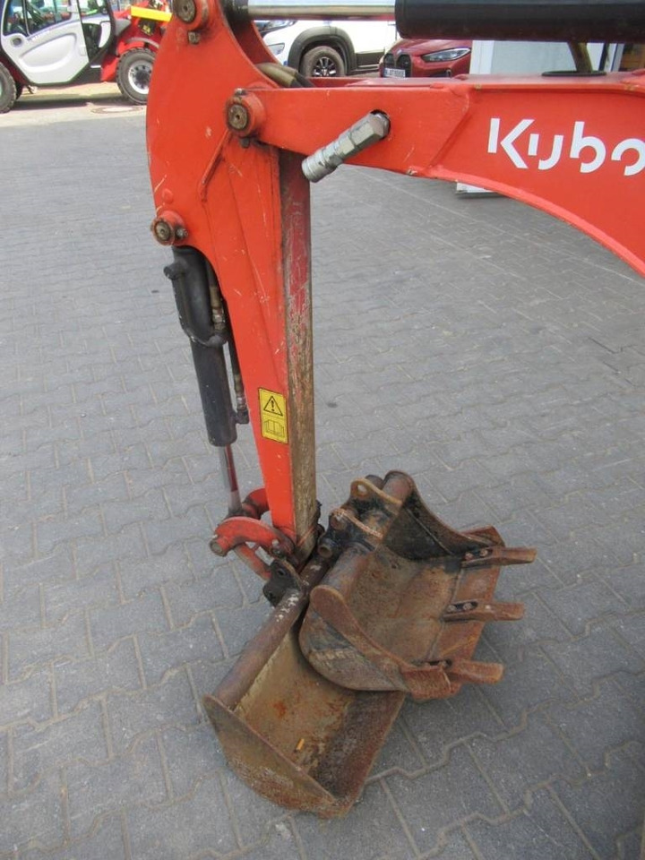 Kubota K003-3 - Minikotró: 3 kép. Kubota K003-3 - Minikotró: 3 kép.
