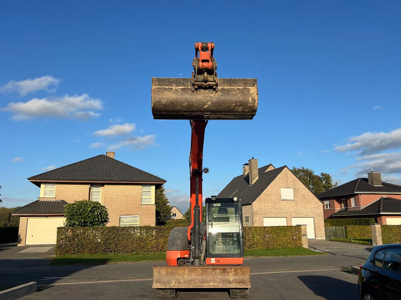 Kubota KX080-4 - Terepjáró autódaru: 2 kép. Kubota KX080-4 - Terepjáró autódaru: 2 kép.