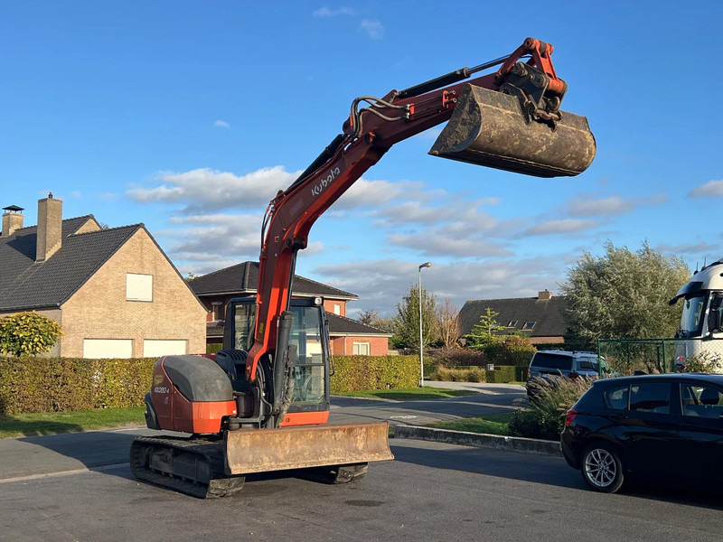 Kubota KX080-4 - Terepjáró autódaru: 5 kép. Kubota KX080-4 - Terepjáró autódaru: 5 kép.