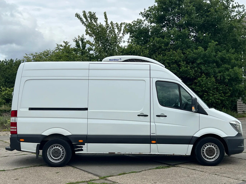 Mercedes-Benz Sprinter 319 LAMBERET-KERSTNER Fridge/**319 V6 Euro6** - Hűtős kisteherautó: 4 kép. Mercedes-Benz Sprinter 319 LAMBERET-KERSTNER Fridge/**319 V6 Euro6** - Hűtős kisteherautó: 4 kép.