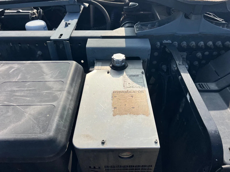 Volvo FH 460 ADR-FL-AT-EXIII **PTO POMP*COMPRESSOR* - Nyergesvontató: 3 kép. Volvo FH 460 ADR-FL-AT-EXIII **PTO POMP*COMPRESSOR* - Nyergesvontató: 3 kép.