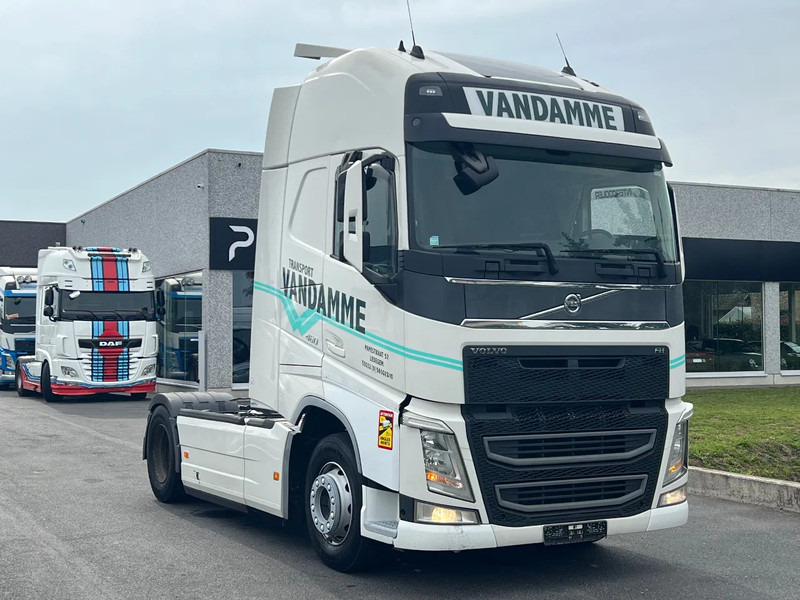 Volvo FH 460 XL full spoiler **2xdieseltanks**FH460 - Nyergesvontató: 1 kép. Volvo FH 460 XL full spoiler **2xdieseltanks**FH460 - Nyergesvontató: 1 kép.