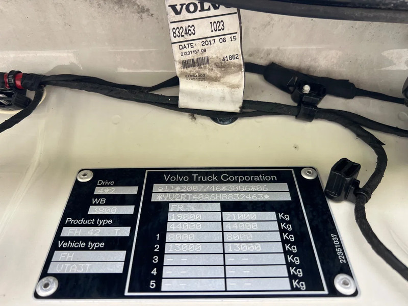Volvo FH 500 Park cool**2xdieseltanks**Fridge**FH500 2017** - Nyergesvontató: 5 kép. Volvo FH 500 Park cool**2xdieseltanks**Fridge**FH500 2017** - Nyergesvontató: 5 kép.