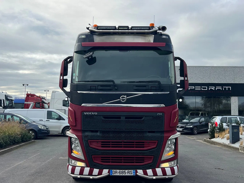 Volvo FH 540 FH540 Euro6 2015 - Nyergesvontató: 2 kép. Volvo FH 540 FH540 Euro6 2015 - Nyergesvontató: 2 kép.
