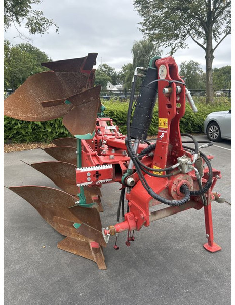 Kverneland Kverneland ploeg 150B variomat - Eke: 3 kép. Kverneland Kverneland ploeg 150B variomat - Eke: 3 kép.