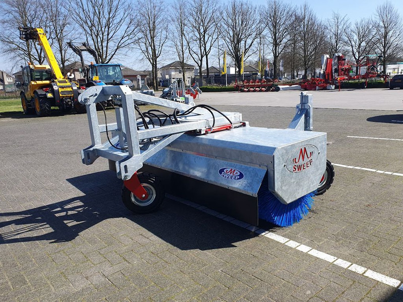 M-SWEEP VEEGMACHIN - Takarítógép: 2 kép. M-SWEEP VEEGMACHIN - Takarítógép: 2 kép.