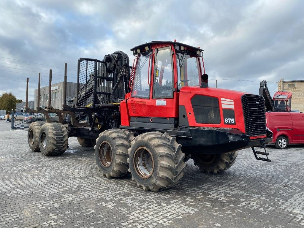 KOMATSU 875 - Kihordó: 2 kép. KOMATSU 875 - Kihordó: 2 kép.