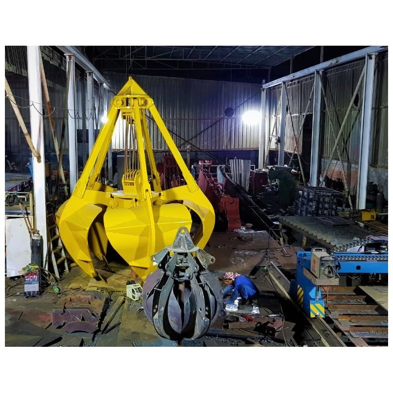 AME Mechanical Orange Peel Grab - Polip kanál - Daru: 3 kép. AME Mechanical Orange Peel Grab - Polip kanál - Daru: 3 kép.