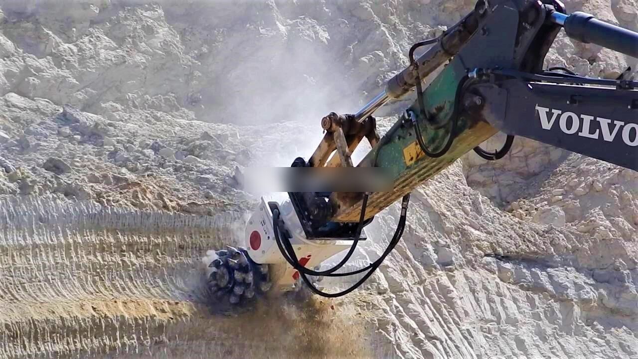 AME Double Drum Cutter (MDC 30) - Adapterek - Kotrógép: 4 kép. AME Double Drum Cutter (MDC 30) - Adapterek - Kotrógép: 4 kép.