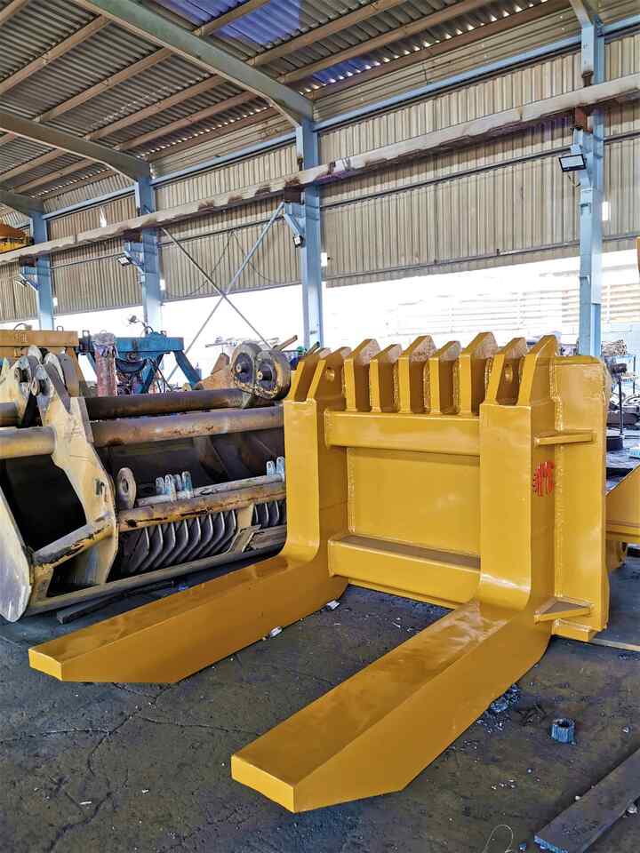 Marble Block Fork - Raklapvilla - Gumikerekes homlokrakodó: 4 kép. Marble Block Fork - Raklapvilla - Gumikerekes homlokrakodó: 4 kép.