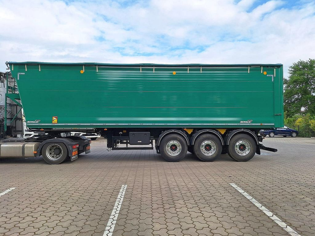 Benalu Bulkliner S95 50m³ 54 m³ - Félpótkocsi billenőplatós: 4 kép. Benalu Bulkliner S95 50m³ 54 m³ - Félpótkocsi billenőplatós: 4 kép.