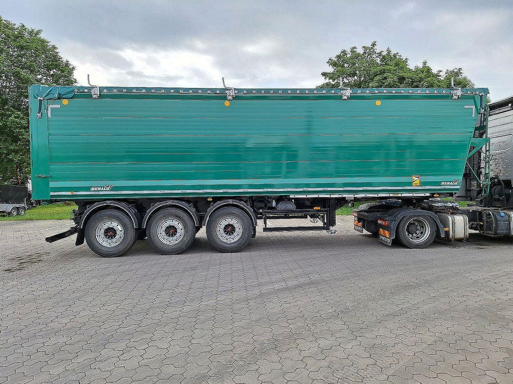 Benalu Bulkliner S95 50m³ 54 m³ - Félpótkocsi billenőplatós: 3 kép. Benalu Bulkliner S95 50m³ 54 m³ - Félpótkocsi billenőplatós: 3 kép.