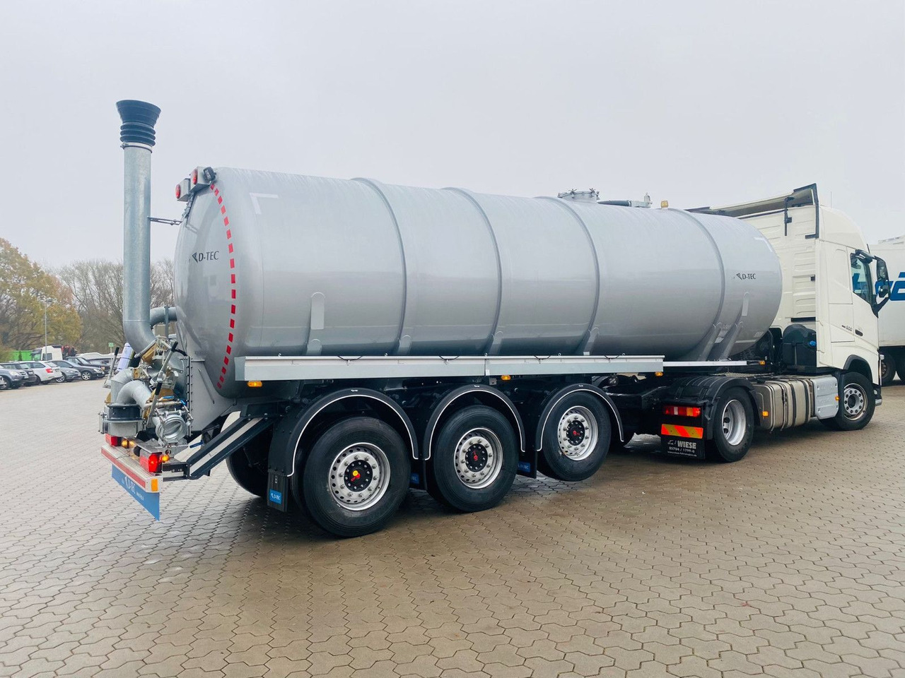 D-TEC Gülletanker SV 2011 "SV2006 BASIC" - Tartályos félpótkocsi: 1 kép. D-TEC Gülletanker SV 2011 "SV2006 BASIC" - Tartályos félpótkocsi: 1 kép.