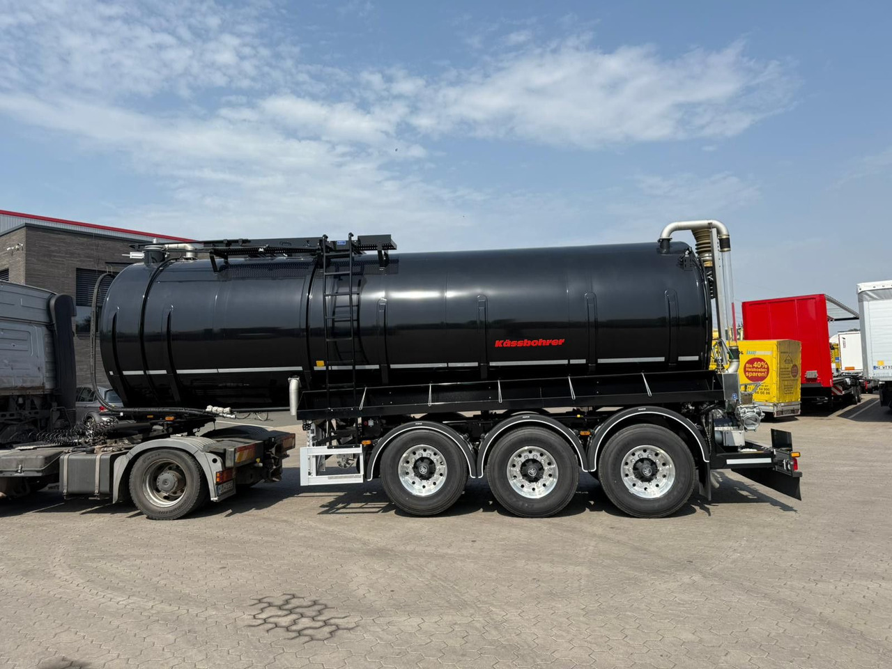 Kässbohrer K.STN L 30 Edelstahl Tanker Gülle Naturabfall - Tartályos félpótkocsi: 5 kép. Kässbohrer K.STN L 30 Edelstahl Tanker Gülle Naturabfall - Tartályos félpótkocsi: 5 kép.