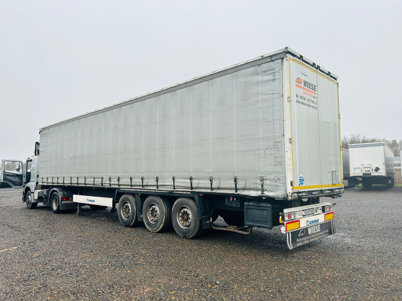 Krone SD Coil Liner Schiebeplanen Auflieger - Ponyvás félpótkocsi: 4 kép. Krone SD Coil Liner Schiebeplanen Auflieger - Ponyvás félpótkocsi: 4 kép.