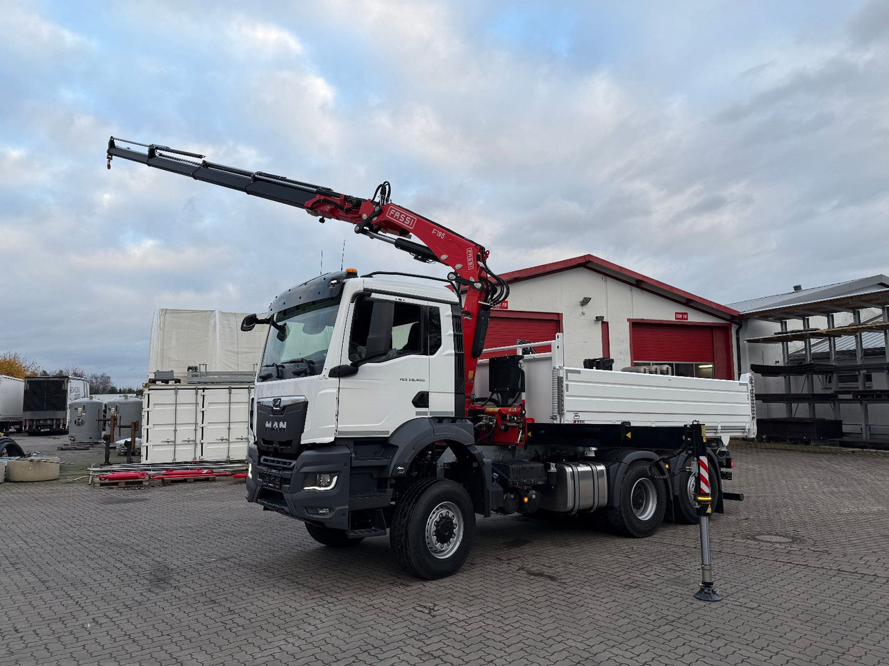 MAN TGS 26.400 6x4 Krankipper Fassi/SOFORT VERFÜGBAR - Darus autó: 4 kép. MAN TGS 26.400 6x4 Krankipper Fassi/SOFORT VERFÜGBAR - Darus autó: 4 kép.