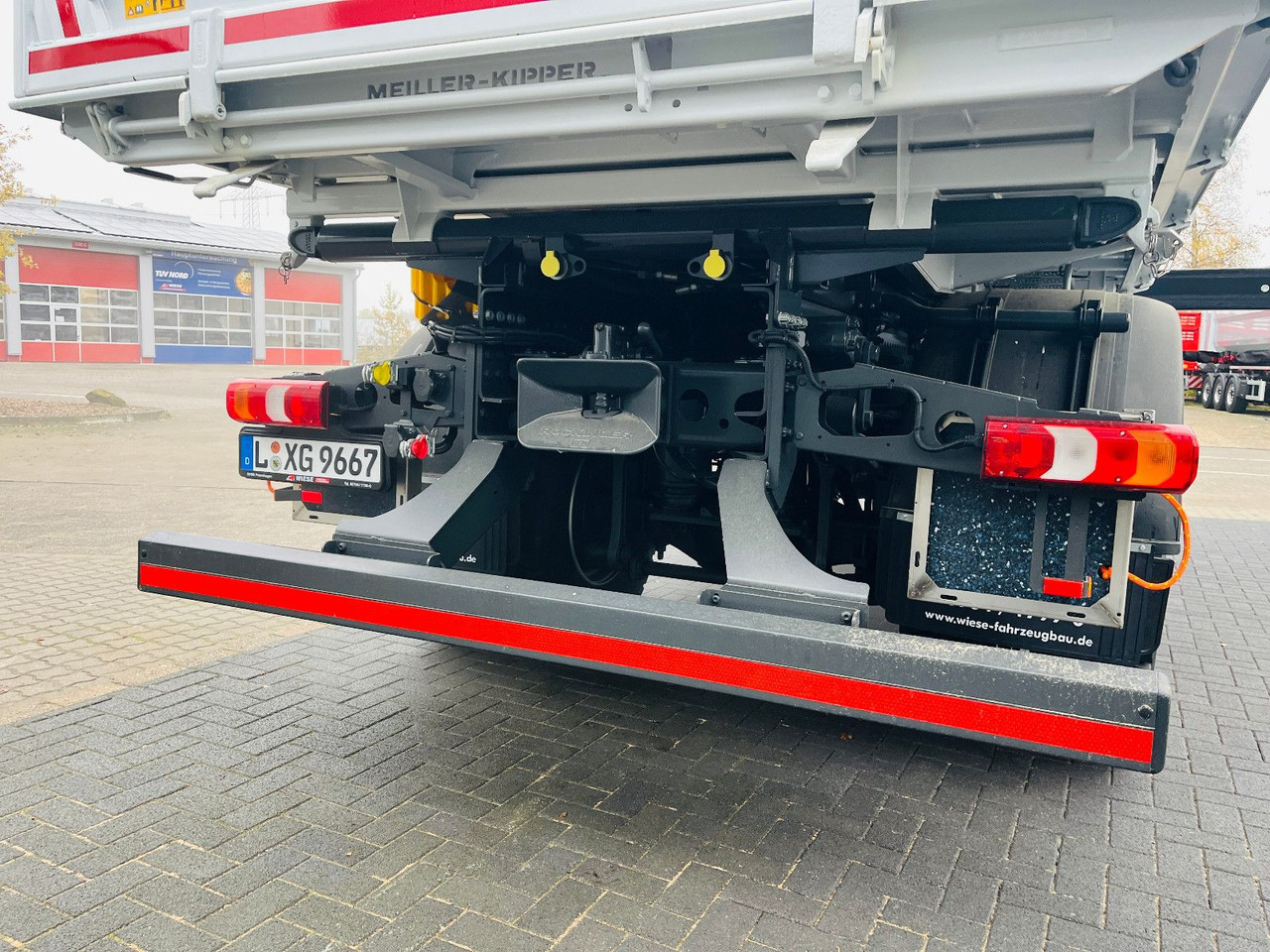 Mercedes-Benz Arocs 1835  4x4 Meiller Fassi F135 Kran Kipper lízing Mercedes-Benz Arocs 1835  4x4 Meiller Fassi F135 Kran Kipper: 8 kép.