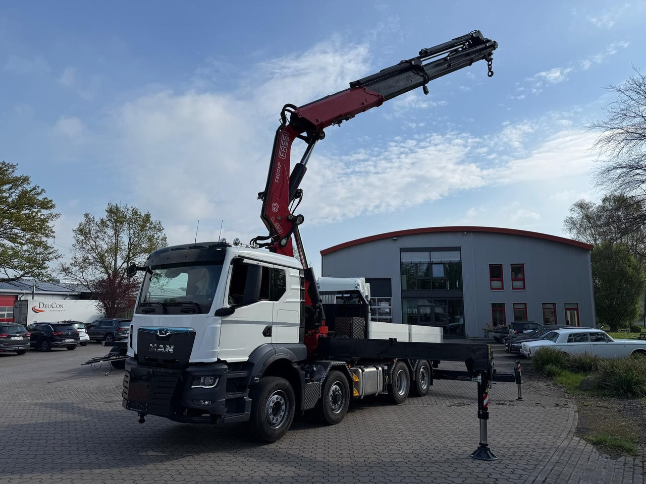 MAN 35.520 8x4 Fassi F800 RA2.28 OHNE ABSTÜTZÜBERWA. - Nyergesvontató: 2 kép. MAN 35.520 8x4 Fassi F800 RA2.28 OHNE ABSTÜTZÜBERWA. - Nyergesvontató: 2 kép.