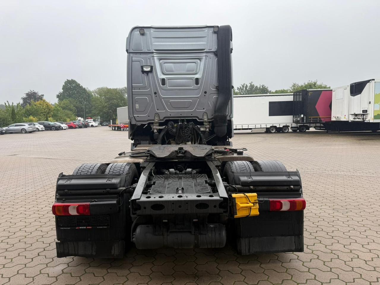Mercedes-Benz Actros 1851 LS 4x2 Hydraulik Alu Felgen - Nyergesvontató: 5 kép. Mercedes-Benz Actros 1851 LS 4x2 Hydraulik Alu Felgen - Nyergesvontató: 5 kép.