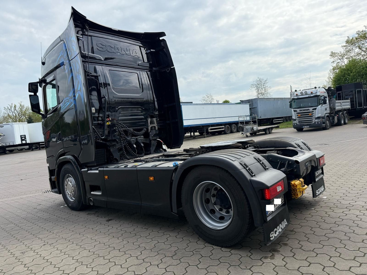 Scania S450 BL mit Schubboden Hydraulik TÜV Neu - Nyergesvontató: 4 kép. Scania S450 BL mit Schubboden Hydraulik TÜV Neu - Nyergesvontató: 4 kép.