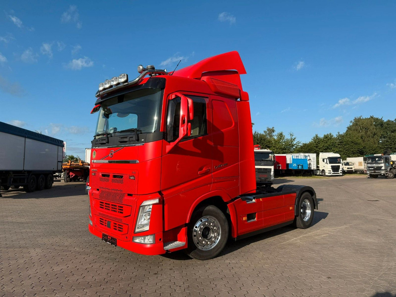 Volvo FH 540 4x2 BL mit Alu Felgen Top gepflegt - Nyergesvontató: 1 kép. Volvo FH 540 4x2 BL mit Alu Felgen Top gepflegt - Nyergesvontató: 1 kép.