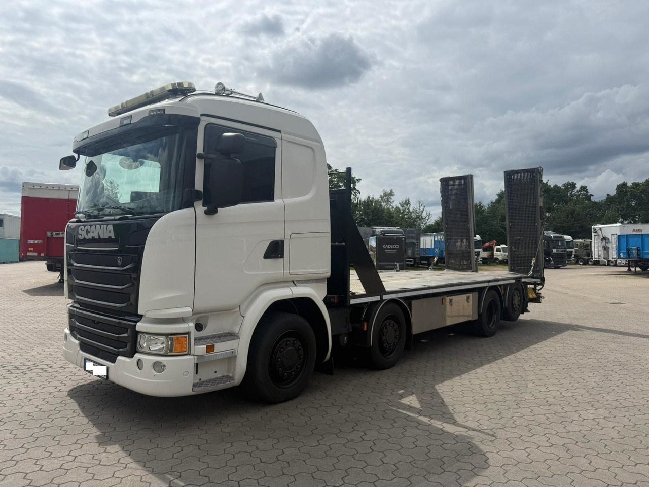 Scania G450 Baumaschinentransporter mit Rampen - Autószállító teherautó: 2 kép. Scania G450 Baumaschinentransporter mit Rampen - Autószállító teherautó: 2 kép.