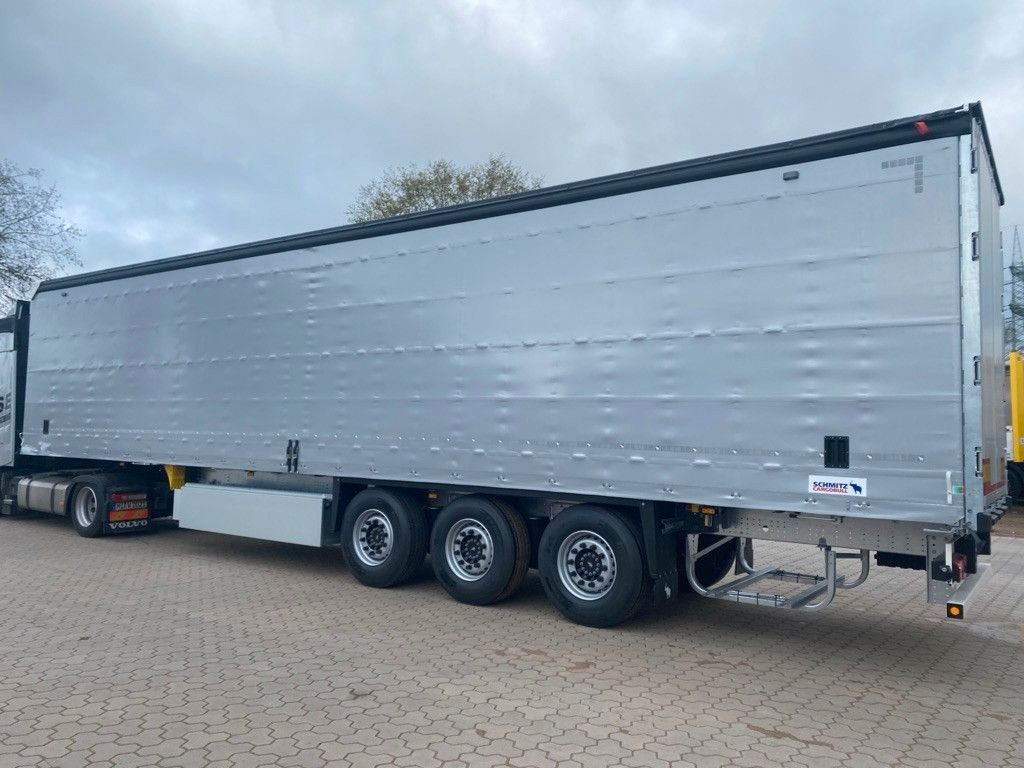 Schmitz Cargobull SCS 24/L Speed Curtain - Ponyvás félpótkocsi: 3 kép. Schmitz Cargobull SCS 24/L Speed Curtain - Ponyvás félpótkocsi: 3 kép.