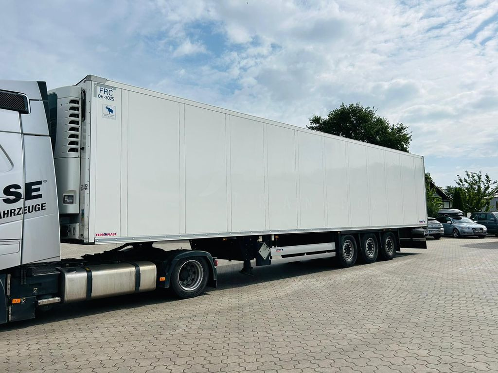 Schmitz Cargobull SKO 24 /L FP 45 Cool Pharma Zertifikat - Félpótkocsi hűtős: 3 kép. Schmitz Cargobull SKO 24 /L FP 45 Cool Pharma Zertifikat - Félpótkocsi hűtős: 3 kép.