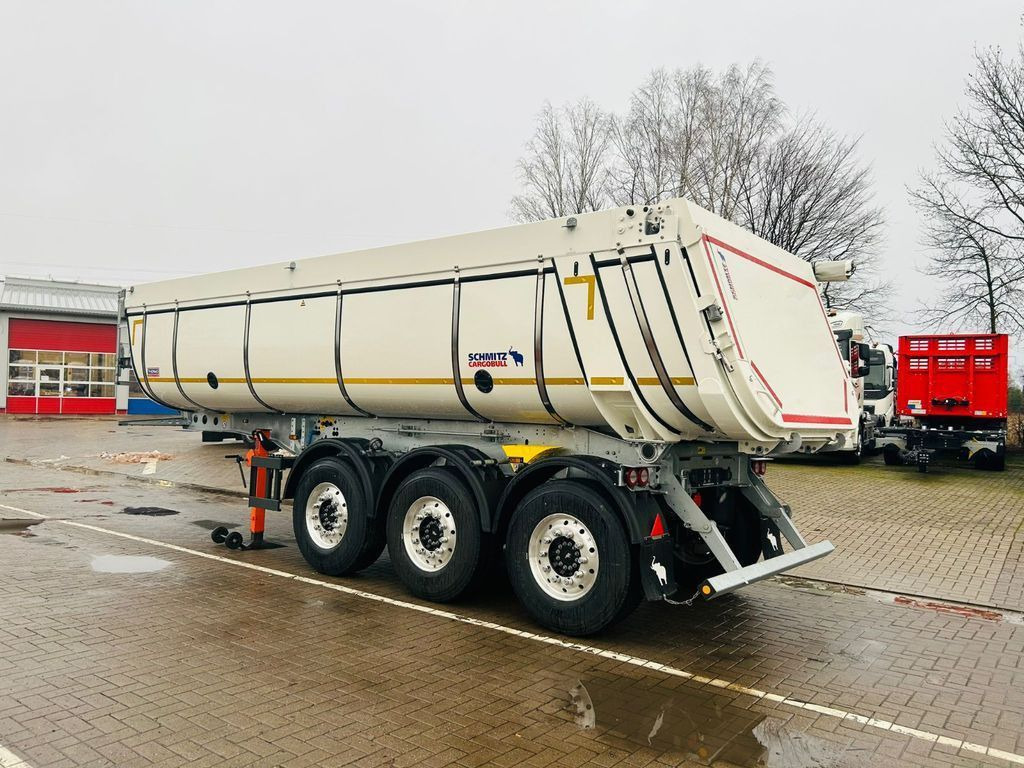 Schmitz Cargobull Thermomulde 24m³ isoliert - Félpótkocsi billenőplatós: 3 kép. Schmitz Cargobull Thermomulde 24m³ isoliert - Félpótkocsi billenőplatós: 3 kép.