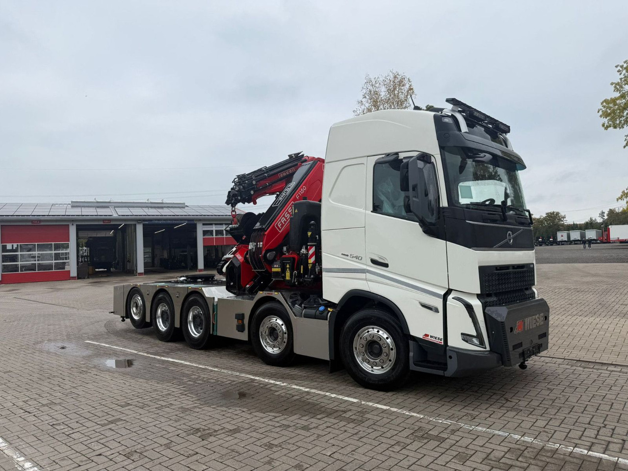 Volvo FH540 10x4 mit F1150 Ladekran, Sattelzugmaschine - Teherautó, Darus autó: 1 kép. Volvo FH540 10x4 mit F1150 Ladekran, Sattelzugmaschine - Teherautó, Darus autó: 1 kép.